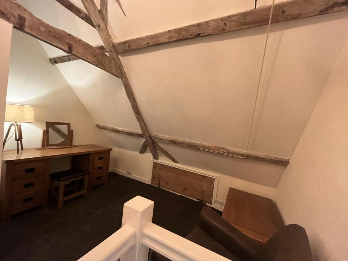 The Blind Pig Cosy Cottage Эйлшем Экстерьер фото